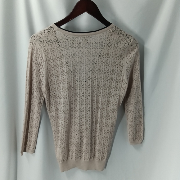 H&M Contrasting Delicate Lace Button Down Cardigan Sweater Size Medium - Picture 3 of 7